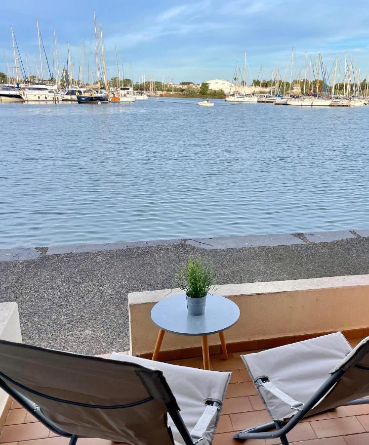 Les Argonautes: Beachfront Studio with Pool and Sea Views Agde Exterior photo